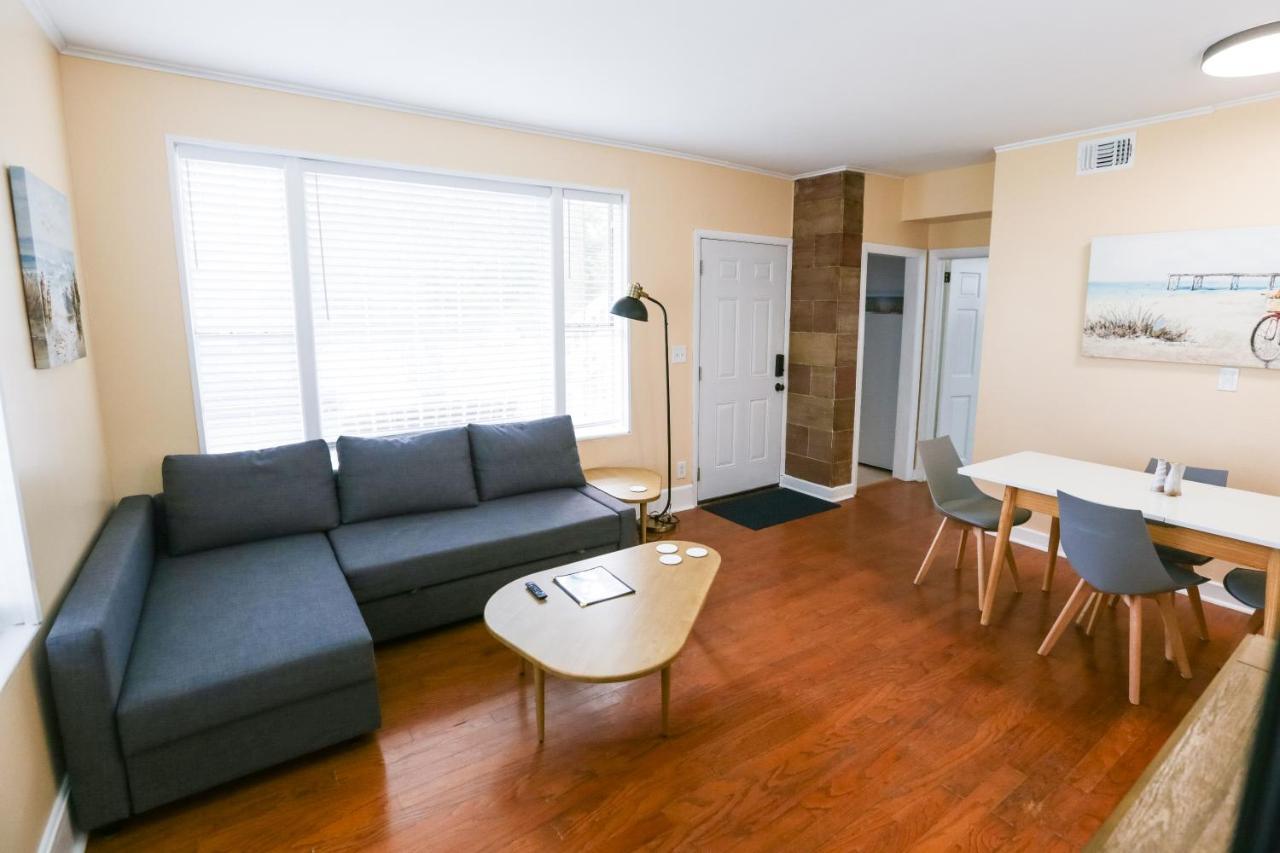 New Listing! Centrally Located Efficiency One Mile To The Beach! Джаксънвил Бийч Екстериор снимка