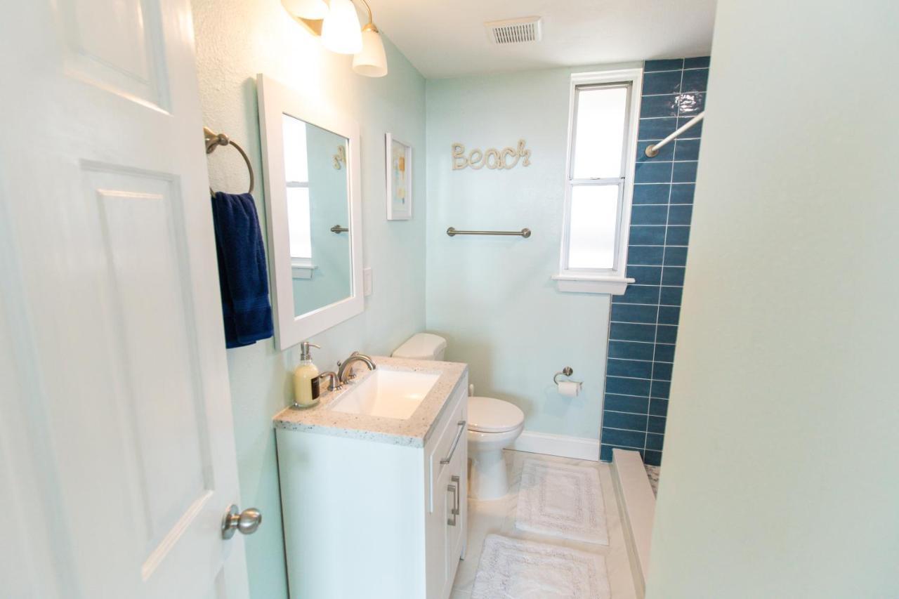 New Listing! Centrally Located Efficiency One Mile To The Beach! Джаксънвил Бийч Екстериор снимка